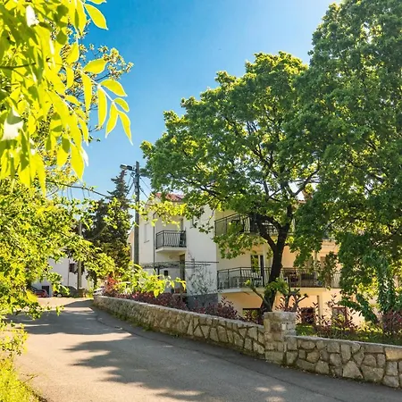 Double Oak Rijeka